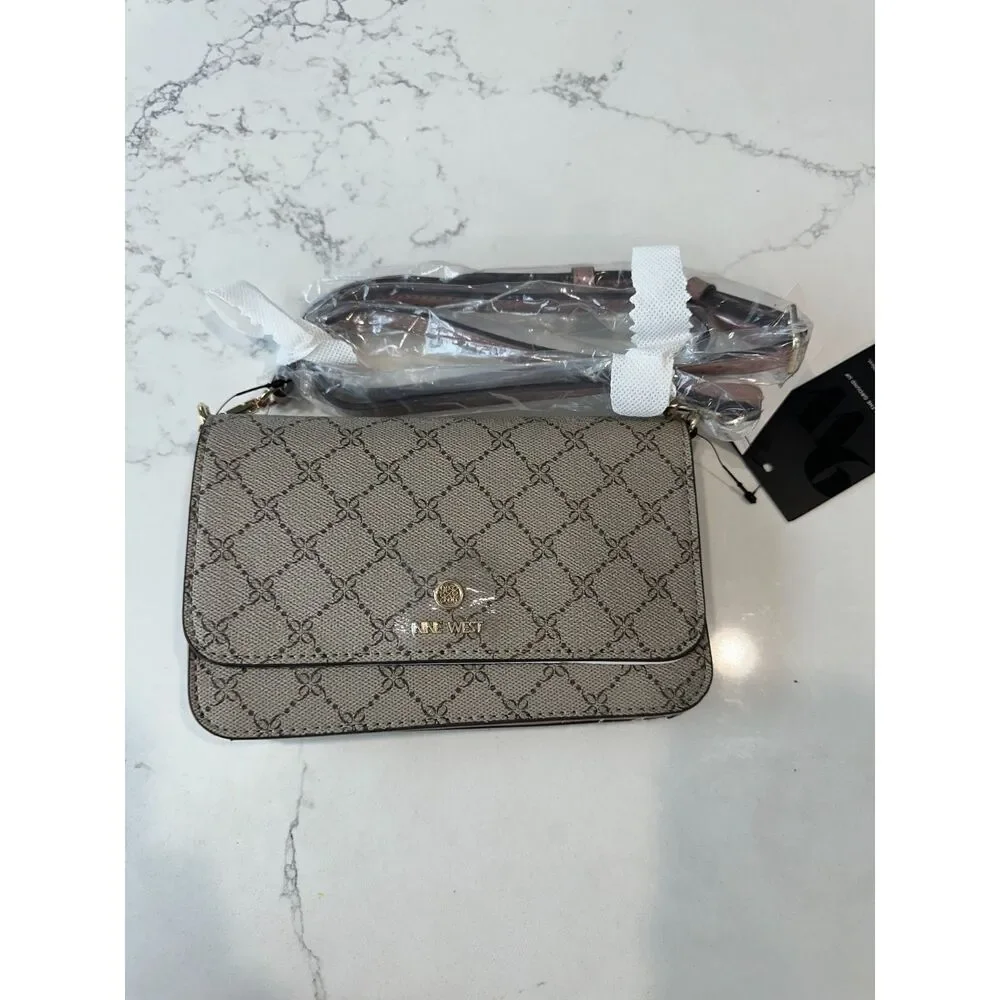 NWT Nine West Lockup Wallet Crossbody Bag Beige Logo Pattern
